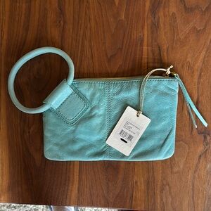 Hobo Sable Leather Wristlet Laguna